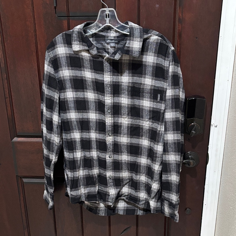 Eddie Bauer Black and Gray Checkered Men's Shirt M